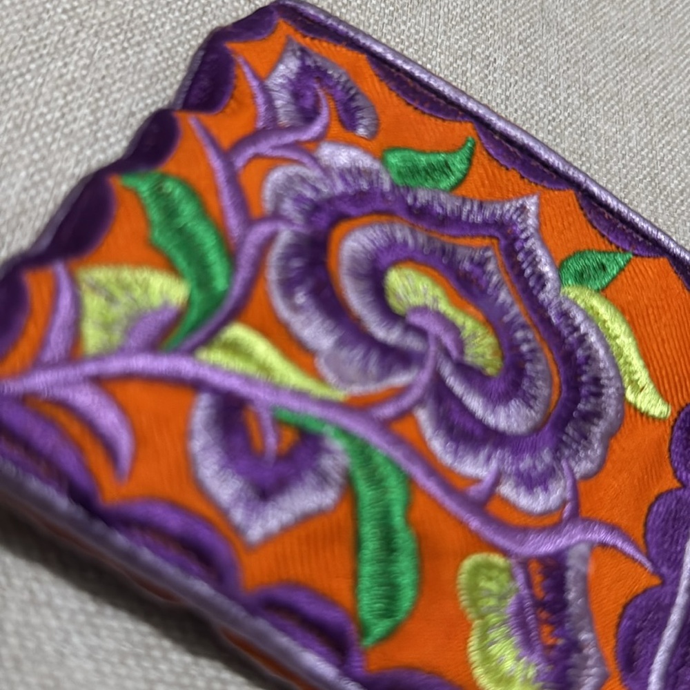 Colorful Embroidered Zip Top Pouch-Like New - Picture 4 of 11